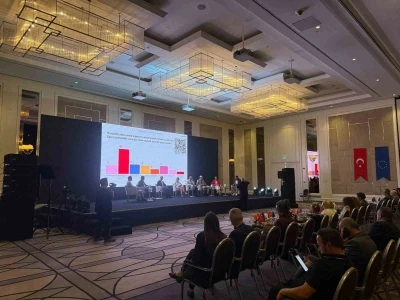 Tecr&uuml;beler paylaşıldı