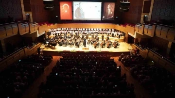 TED İzmir Kolejinden Cumhuriyet&rsquo;in 100. yılına yakışan program
