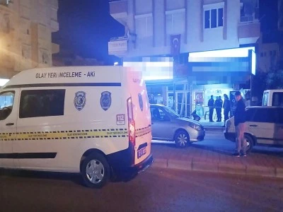 Tekel bayisinde cinayet: 2 &ouml;l&uuml; 