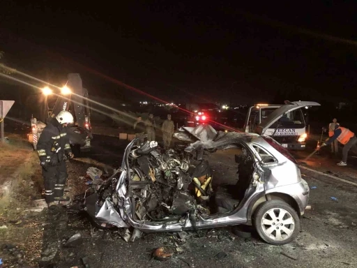 Tekirdağ&rsquo;da 5 gencin hayatını kaybettiği feci kaza kamerada
