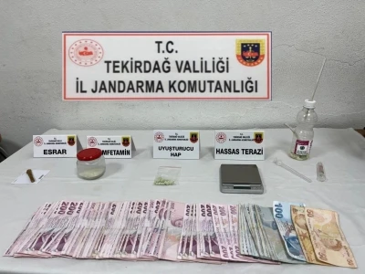 Tekirdağ&rsquo;da jandarmadan zehir tacirlerine darbe: &Ccedil;ok sayıda uyuşturucu ele ge&ccedil;irildi
