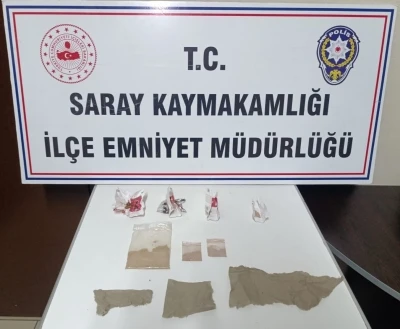 Tekirdağ&rsquo;da pe&ccedil;eteye emdirilmiş uyuşturucu madde ele ge&ccedil;irildi
