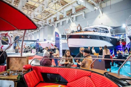 Tekneler Yenikapı&rsquo;da g&ouml;r&uuml;c&uuml;ye &ccedil;ıkacak
