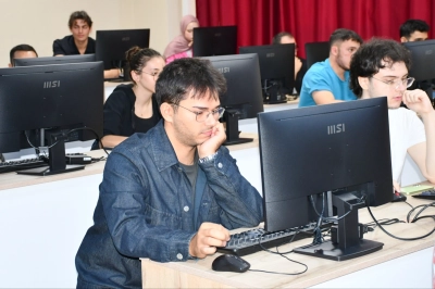 Teknik Eğitimde &Uuml;niversite ve Sanayi İşbirliği