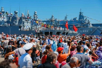TEKNOFEST Mavi Vatan&rsquo;da hava ara&ccedil;larının g&ouml;sterileri nefes kesti