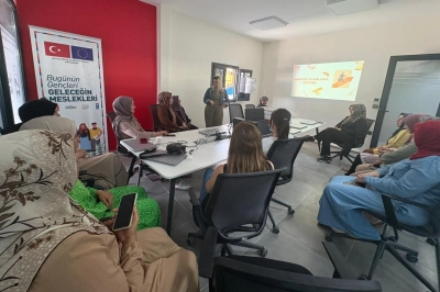 Teknosa Kadın İ&ccedil;in Teknoloji Projesi Yılın İlk Yarısında 2 Binin &Uuml;zerinde Katılımcıya Ulaştı