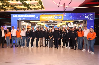 Teknosa Mağazacılar G&uuml;n&uuml;&rsquo;n&uuml; kutladı