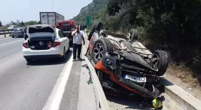 TEM'de feci kaza: 2'si &ccedil;ocuk 7 kişi yaralı! 