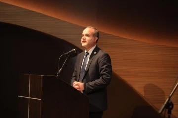 Temalı T&uuml;rk D&uuml;nyası Araştırmaları Sempozyumu Bak&uuml;&rsquo;de d&uuml;zenlendi
