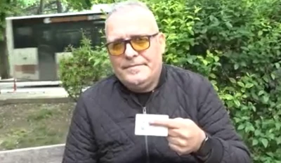 Temizlediği aracında 2 saat uyudu &ouml;l&uuml;mden d&ouml;nd&uuml;, y&uuml;zde 90 g&ouml;rme kaybı yaşadı
