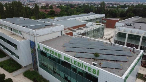 Tepebaşı, g&uuml;neş sistemleriyle 2024&rsquo;te 1 milyon 745 bin liralık elektrik &uuml;retti
