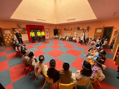 Tercan&rsquo;da "Trafik Haftası" etkinliği d&uuml;zenlendi
