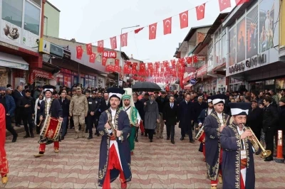 Tercan Kaymakamı Duman&rsquo;dan "şemsiye" g&ouml;r&uuml;nt&uuml;lerine a&ccedil;ıklama
