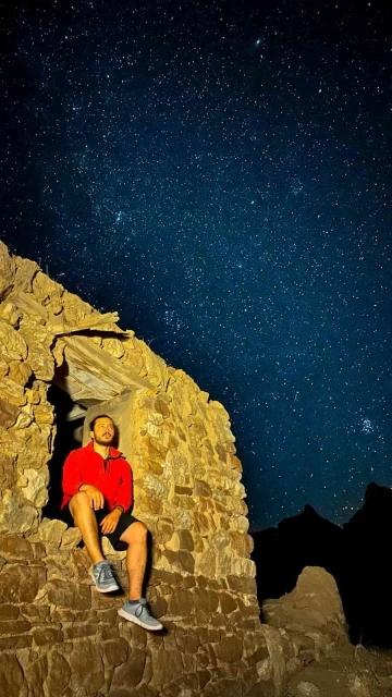 Terk edilmiş k&ouml;yde &ccedil;ektiği videoyu 5 milyon kişi izledi
