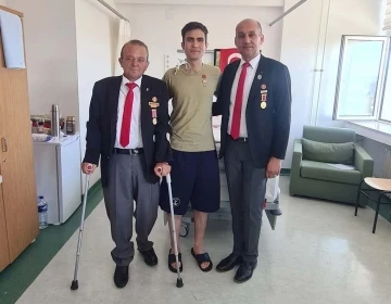 Ter&ouml;r saldırısında yaralanan gazinin durumu iyiye gidiyor
