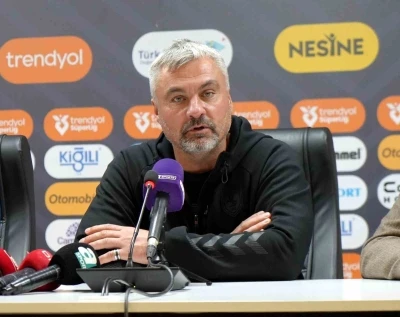 Thomas Reis: "3 puan alabilirdik"