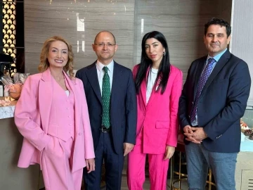 Tıbbıyeli beyaz &ouml;nl&uuml;kl&uuml;ler ile mutfaktaki beyaz &ouml;nl&uuml;kl&uuml;ler erken teşhisin &ouml;nemini konuştu
