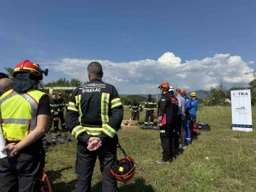 TİKA&rsquo;dan Karadağ&rsquo;da arama kurtarma eğitimi
