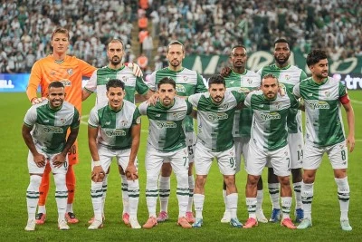 Timsah İstanbul'da 3 puan avında ! 
