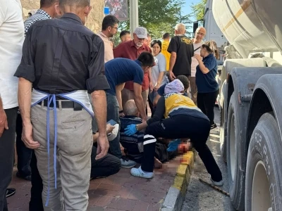 Tırın &ccedil;arptığı yaşlı adam 24 g&uuml;nd&uuml;r s&uuml;ren yaşam m&uuml;cadelesini kaybetti