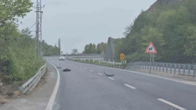 Tırın lastiği patladı facia ucuz atlatıldı
