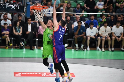 TOFAŞ BSL Play-off &Ccedil;eyrek Final Serisinin Son Ma&ccedil;ında Yarı Final Peşinde