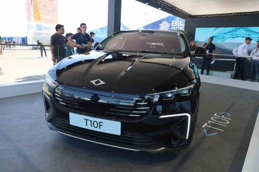 TOGG&rsquo;un sedan modeli ilk kez g&ouml;r&uuml;c&uuml;ye &ccedil;ıktı
