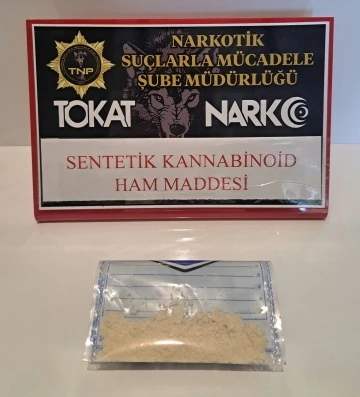 Tokat&rsquo;ta 630 bin TL değerinde uyuşturucu ele ge&ccedil;irildi
