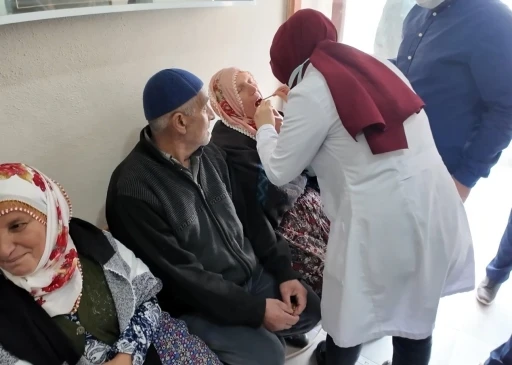 Tokat&rsquo;ta doktorlar hastaların ayağına gitti
