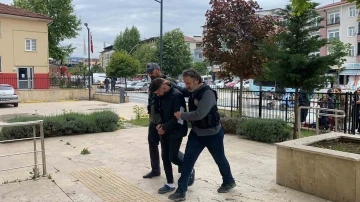 Tokat&rsquo;ta uyuşturucu satıcısı tutuklandı
