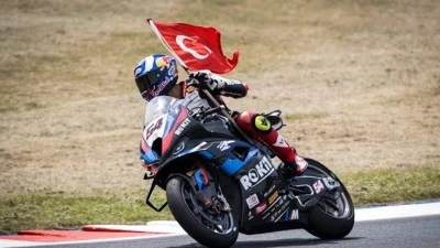 Toprak Razgatlıoğlu, podyum m&uuml;cadelesi i&ccedil;in İtalya&rsquo;da