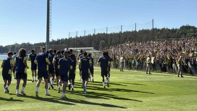 Topuk Yaylası&rsquo;nda 20 bin taraftarla sarı-lacivert coşku