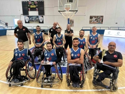 Tosyalı İskenderun Tekerlekli Sandalye Basketbol Takımı, Avrupa şampiyonu oldu
