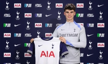 Tottenham, Archie Gray&rsquo;i renklerine bağladı
