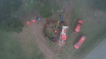 Trabzon'da g&ouml;n&uuml;ll&uuml;lere yaylada arama kurtarma eğitimi