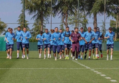 Trabzonspor, b&uuml;y&uuml;k ma&ccedil; galibiyeti hasretini sonlandırmak istiyor
