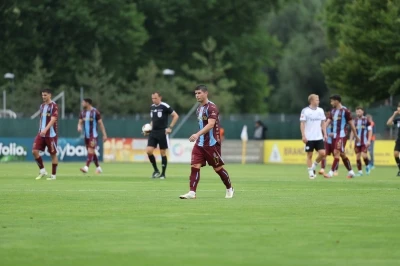 Trabzonspor hazırlık ma&ccedil;ında Eintracht Frankfurt'a 3-0 mağlup oldu