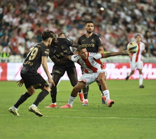 Trabzonspor - Sivasspor ma&ccedil;ının VAR&rsquo;ı Helder Malheıro oldu