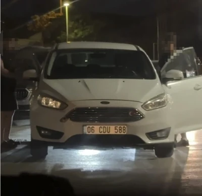 Trafiğe &ccedil;ıkan &ccedil;ocuk s&uuml;r&uuml;c&uuml; 