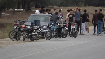 Trafiğe kapalı yol motosiklet yarış pistine d&ouml;n&uuml;şt&uuml;
