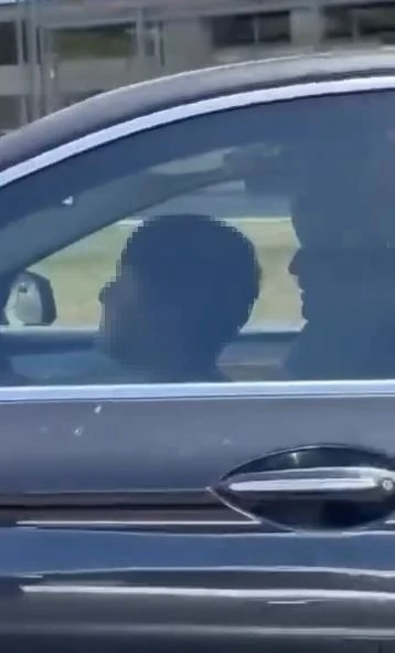 Trafikte ara&ccedil; kullanan &ccedil;ocuğun babasına 12 bin 977 TL para cezası
