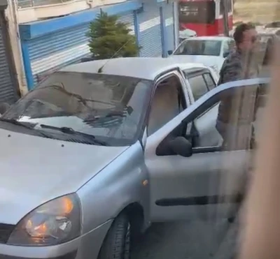 Trafikte tartıştığı s&uuml;r&uuml;c&uuml;y&uuml; takip edip aracından inen s&uuml;r&uuml;c&uuml;ye 180 bin lira ceza