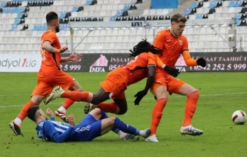Erzurumspor &uuml;&ccedil; puanı tek golle aldı 