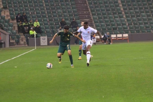 Trendyol 1. Lig: Kocaelispor: 2 - Fatih Karag&uuml;mr&uuml;k: 1
