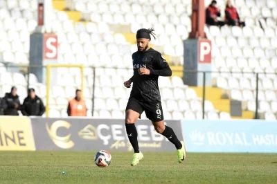 Serikspor  Manisa FK'ya 1-0 yenildi
