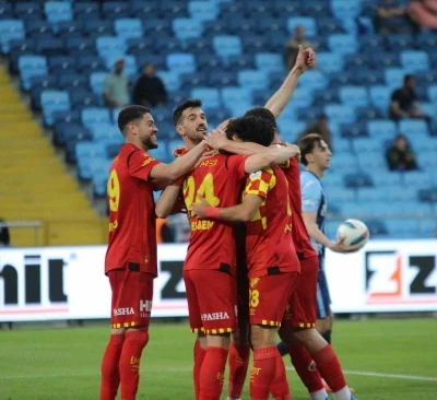 Trendyol S&uuml;per Lig: Adana Demirspor: 1 - G&ouml;ztepe: 2 (İlk yarı)
