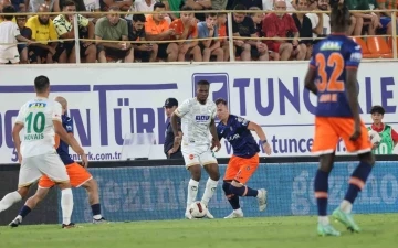 Trendyol S&uuml;per Lig: Alanyaspor: 2 - Başakşehir: 0 (Ma&ccedil; sonucu)
