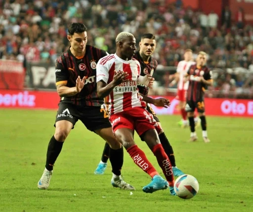 Trendyol S&uuml;per Lig: Antalyaspor: 0 - Galatasaray: 3 (Ma&ccedil; sonucu)
