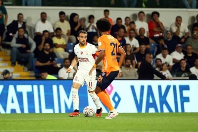 Trendyol S&uuml;per Lig: Başakşehir: 0 - Galatasaray: 0 (Ma&ccedil; devam ediyor)