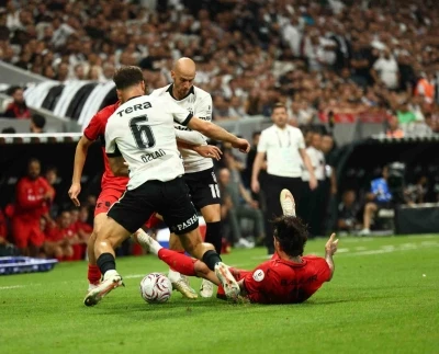 Beşiktaş: 6 - &Ccedil;orum FK: 2